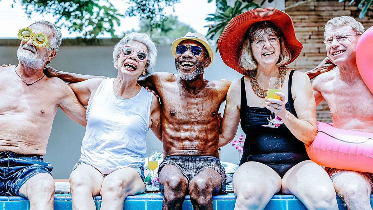 Cuidados com a saúde dos idosos no verão Clínica de Repouso Portal 8